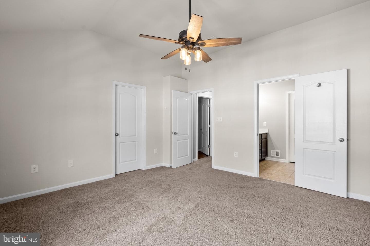 8460 Hedwig Lane photo 20