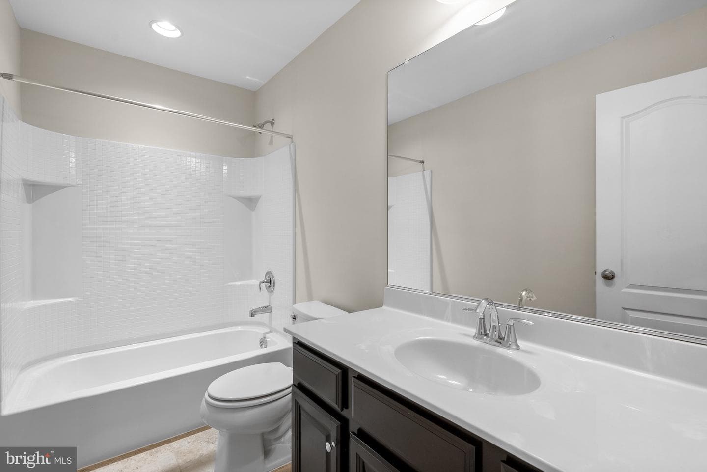 8460 Hedwig Lane photo 28