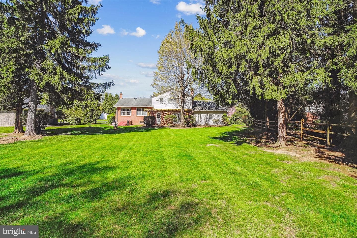8100 Clearfield Road photo 37