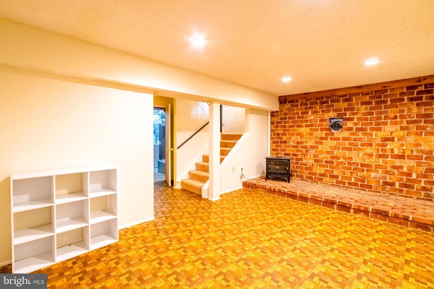 249 Canfield Terrace photo 23