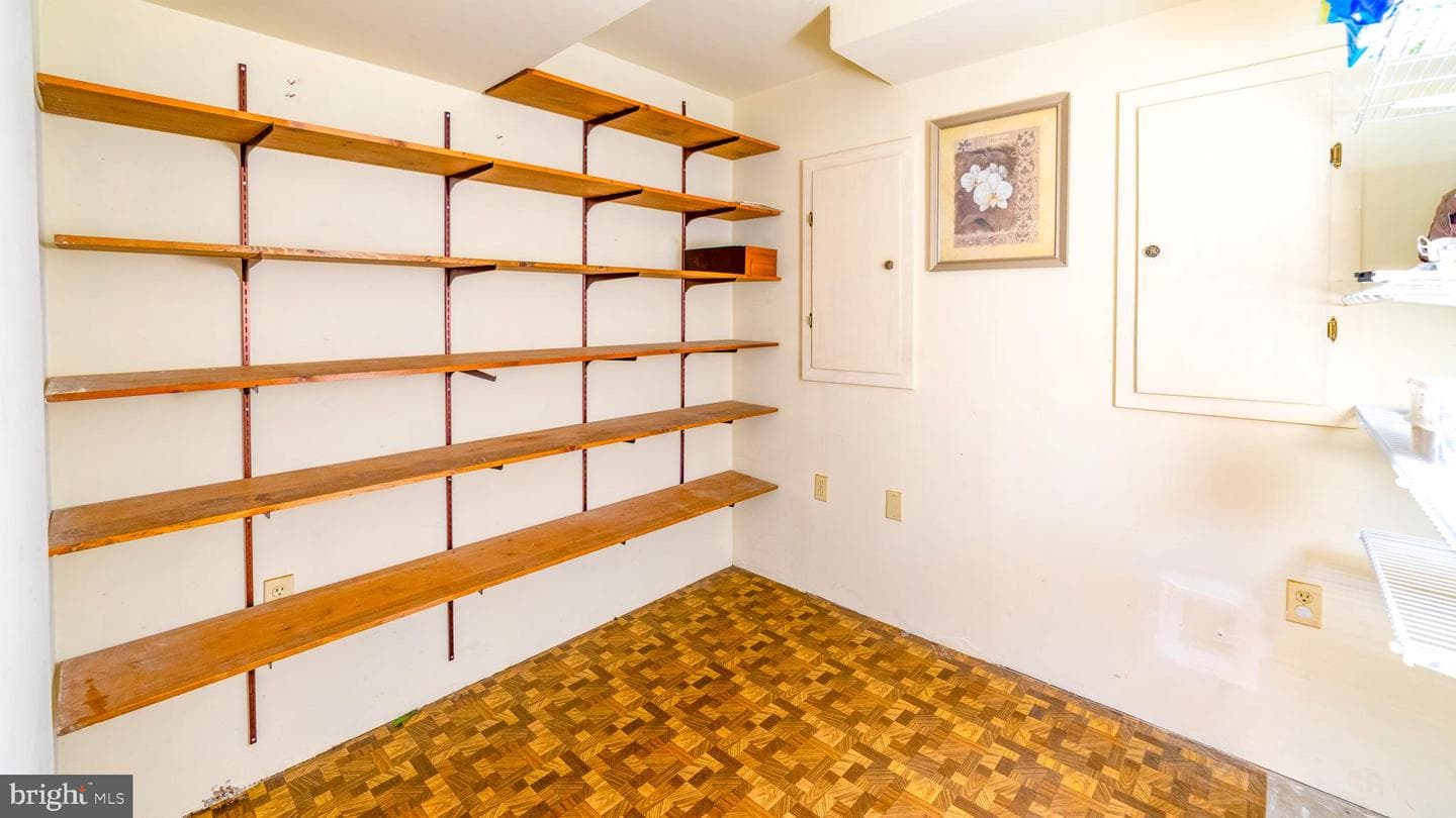 249 Canfield Terrace photo 27