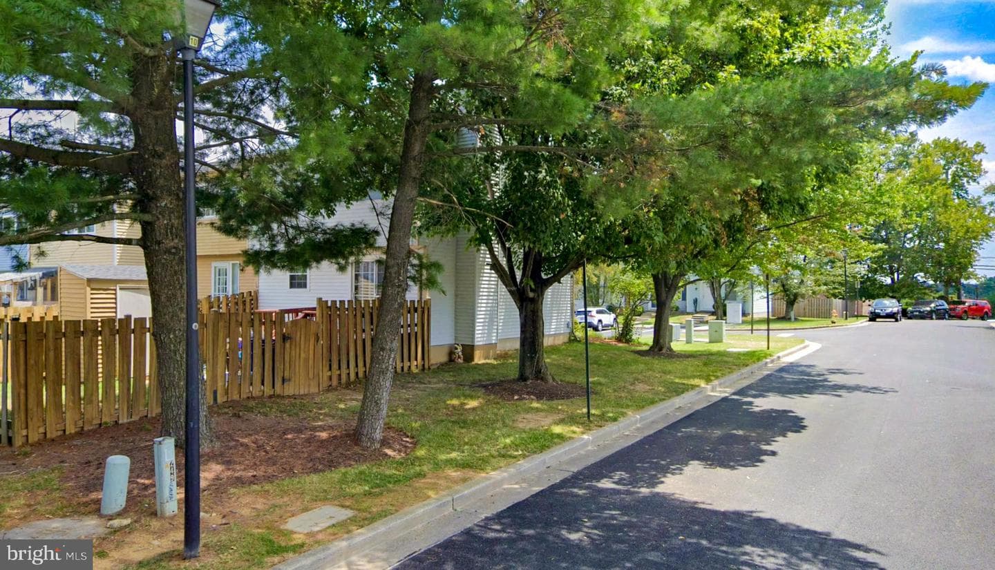 249 Canfield Terrace photo 33