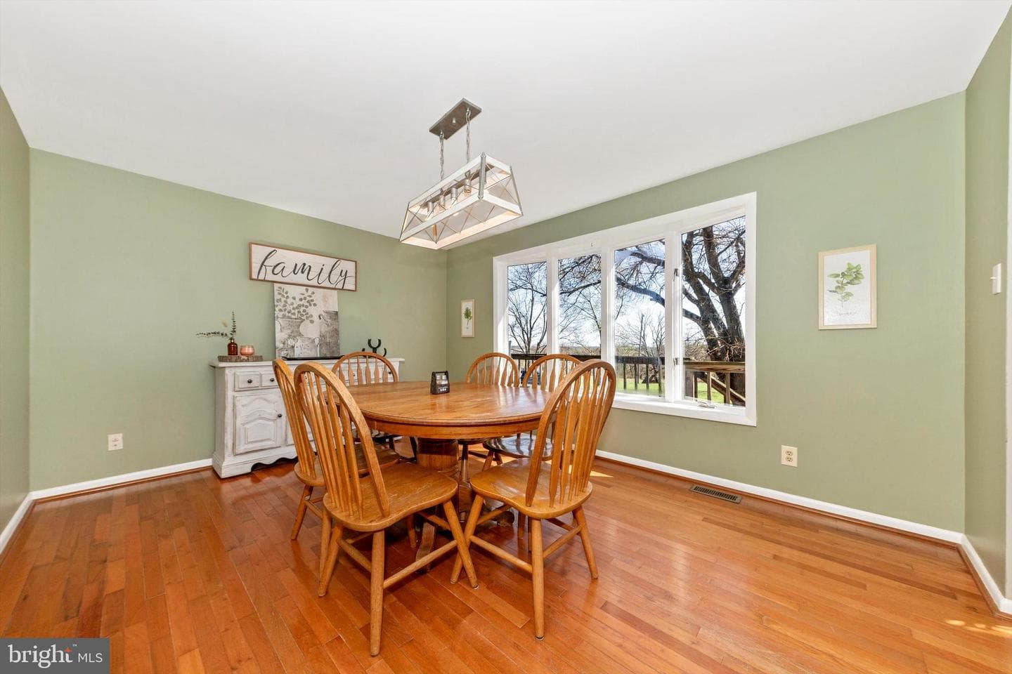 17449 Irishtown Road photo 3