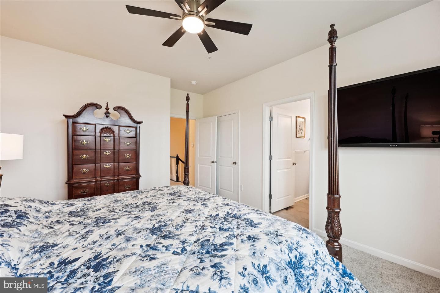 853 Amity Street photo 18