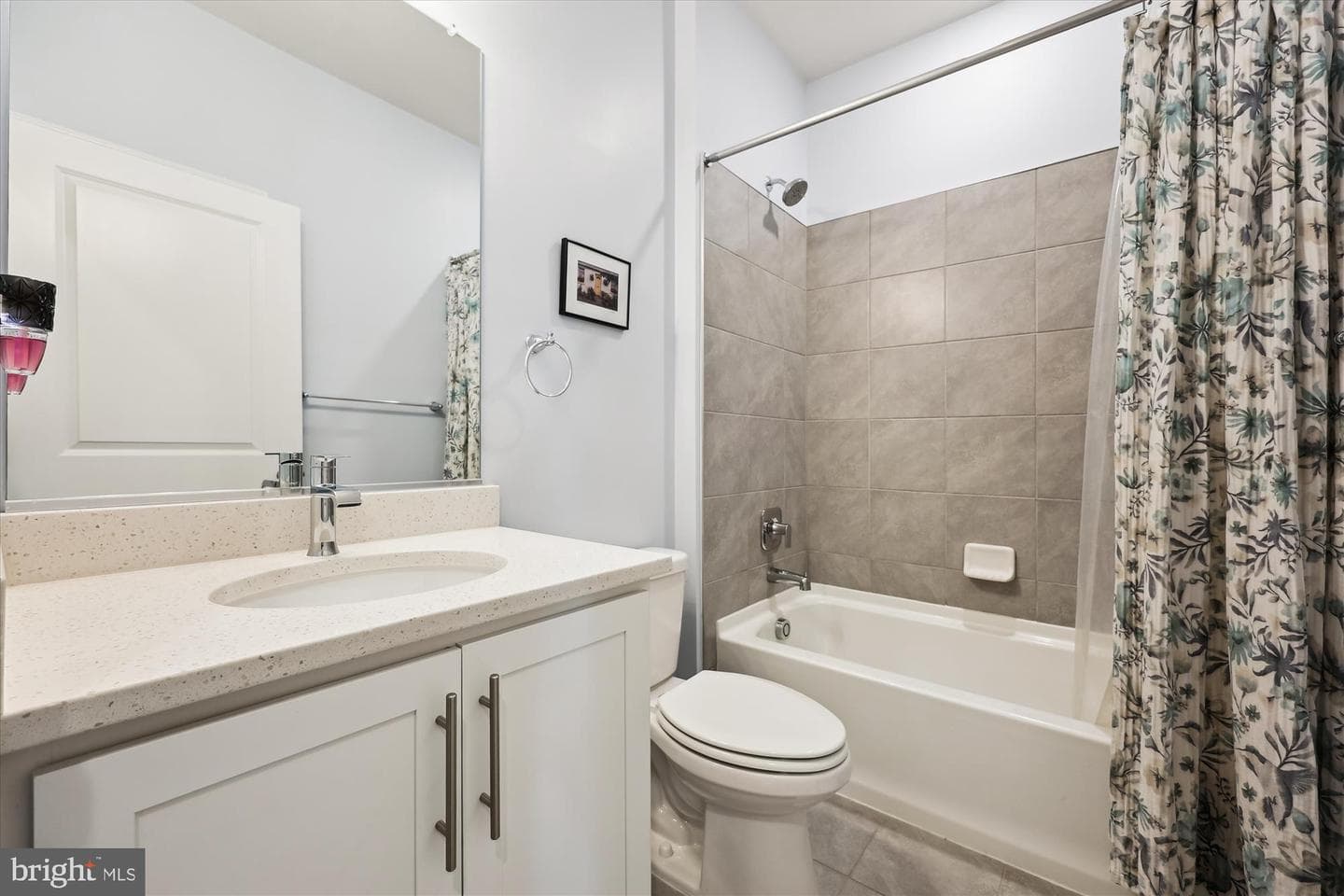 853 Amity Street photo 31