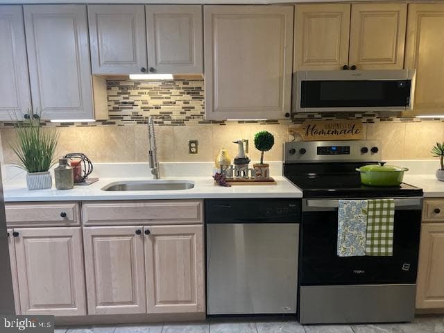 7183 Cimarron Court photo 2
