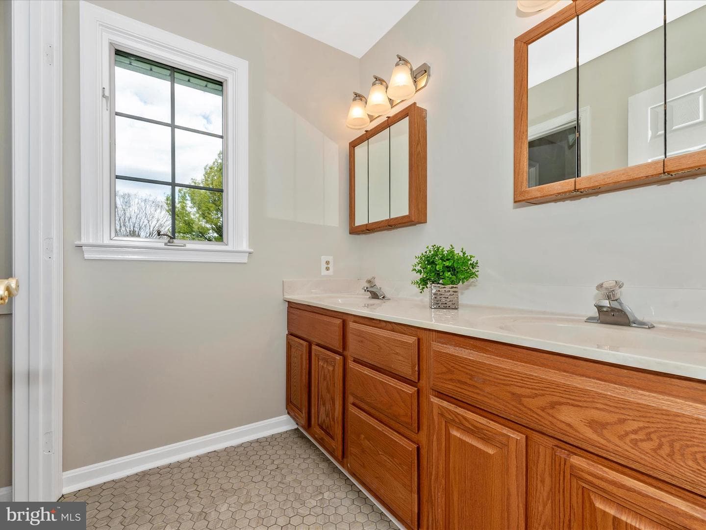 3780 Maplecrest Drive photo 39