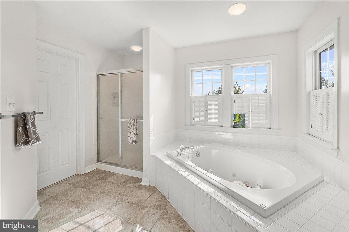 10107 Statesman Court photo 41
