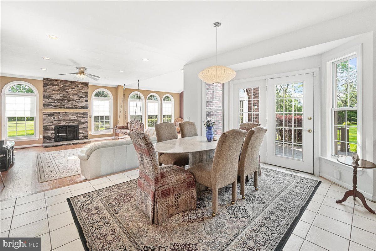 10107 Statesman Court photo 5