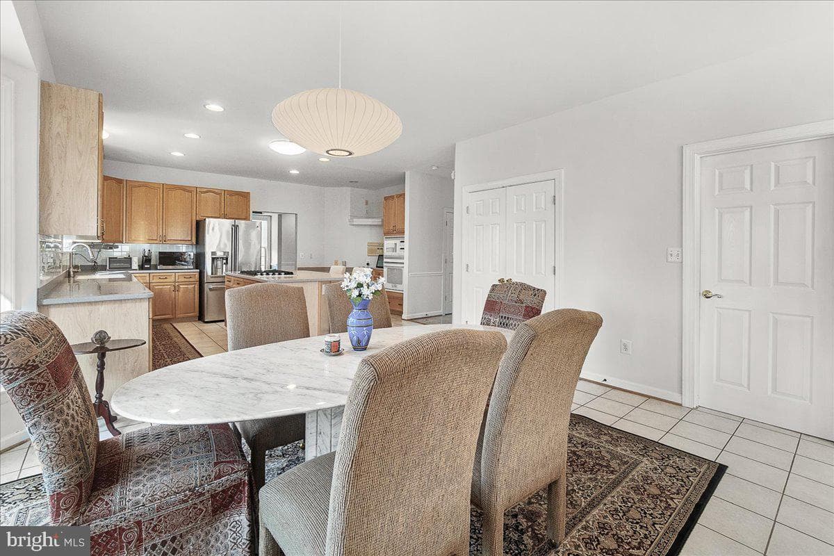 10107 Statesman Court photo 6