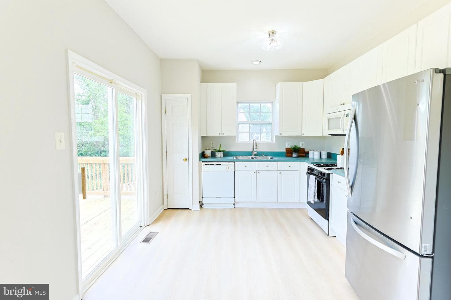 1507 Scott Chase Drive photo 13