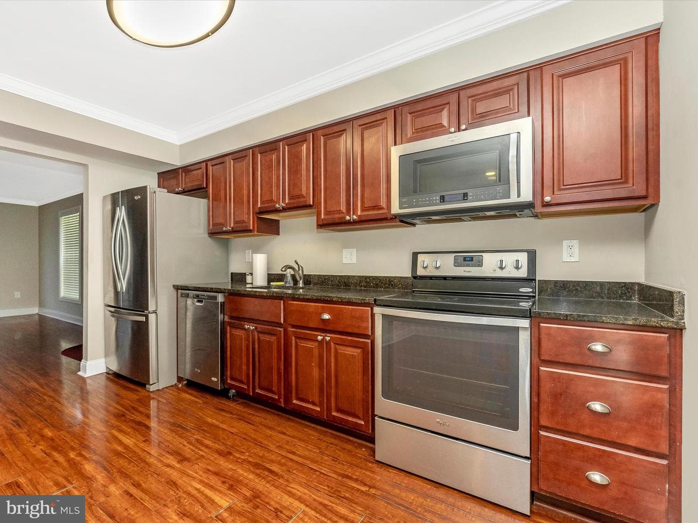 500 Lancaster Place photo 14