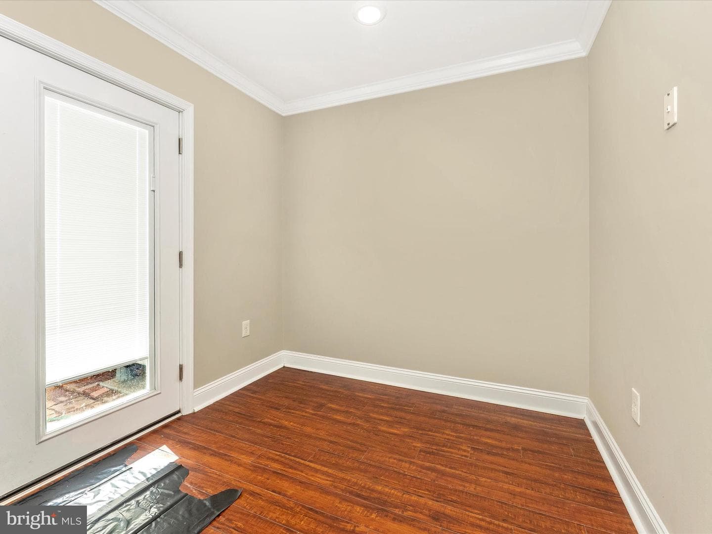 500 Lancaster Place photo 17