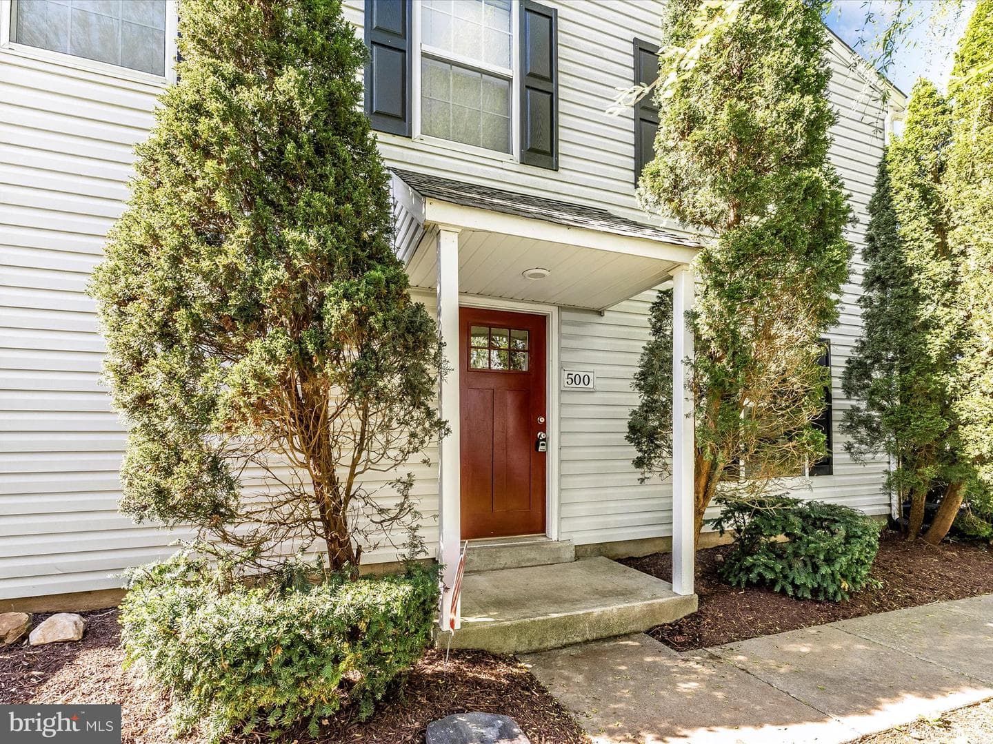 500 Lancaster Place photo 2