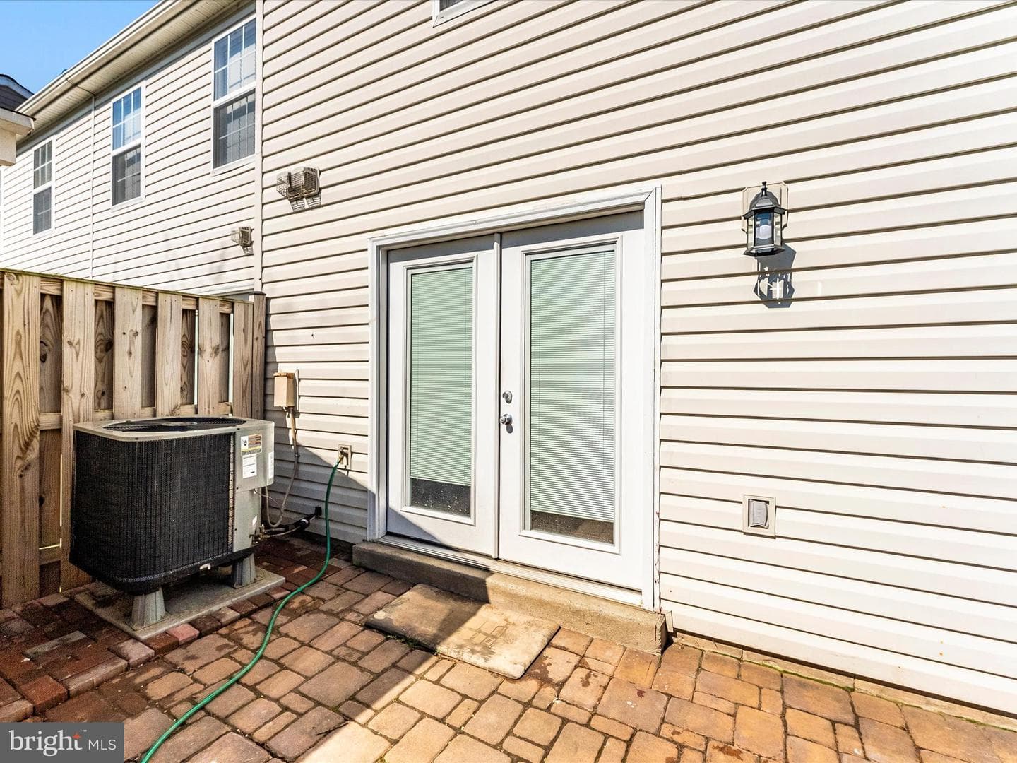 500 Lancaster Place photo 42