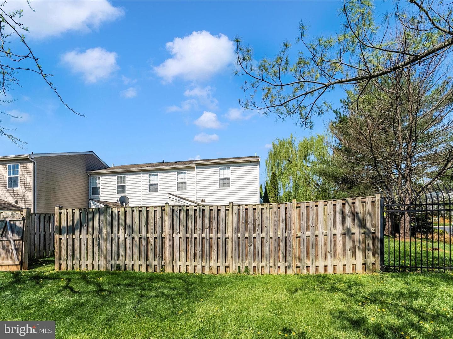 500 Lancaster Place photo 44