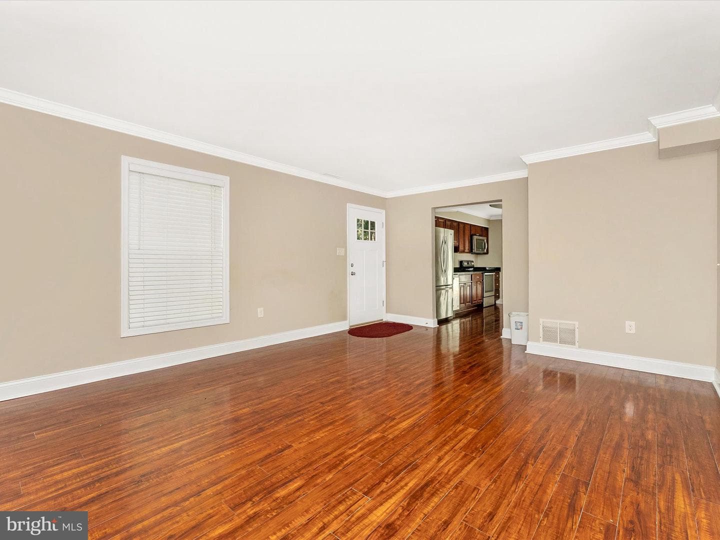 500 Lancaster Place photo 7