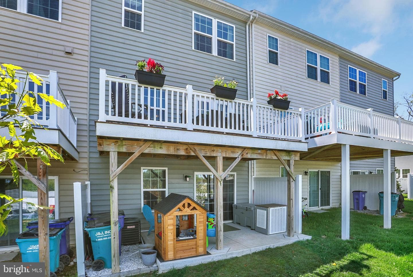 5873 Barts Way photo 32