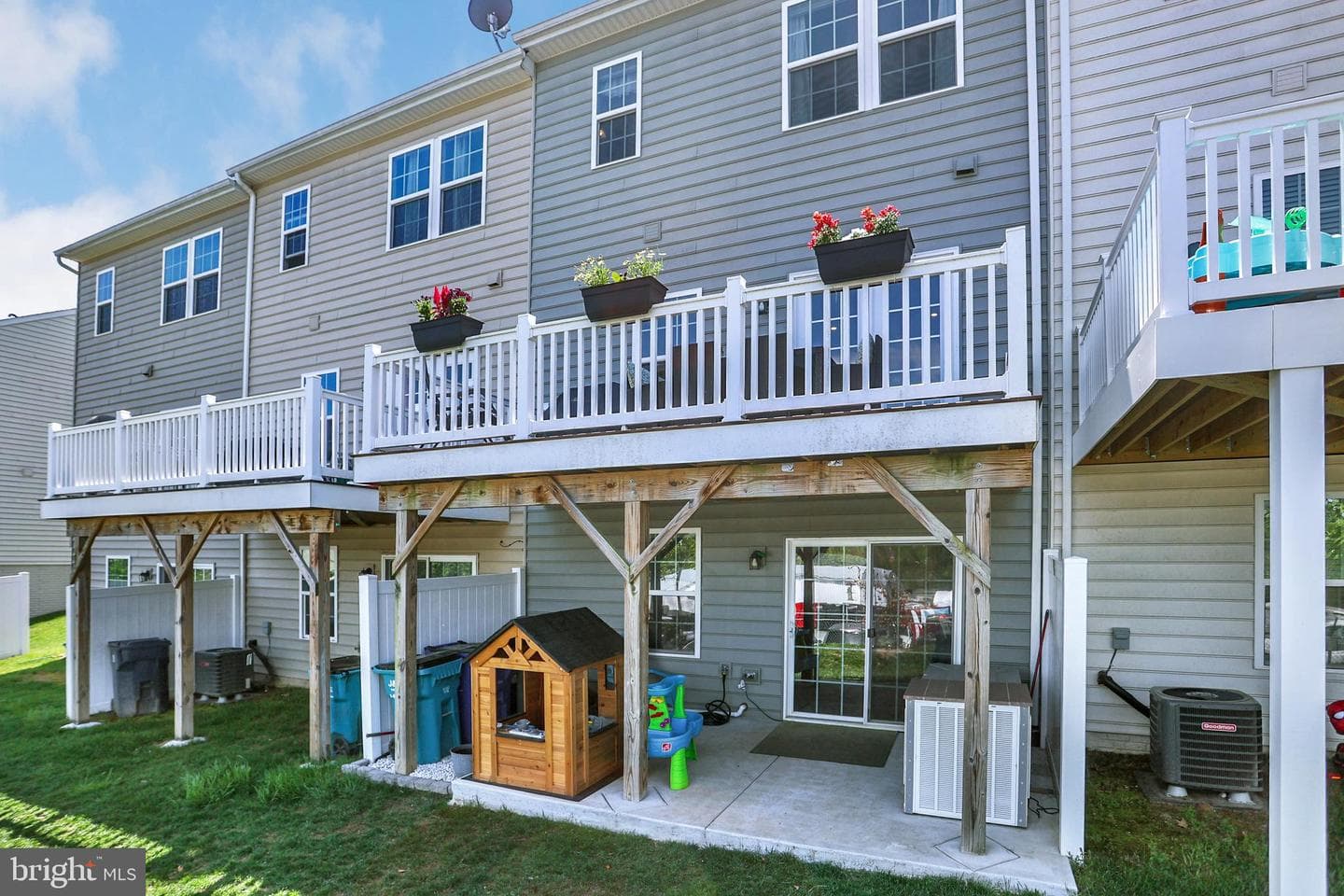 5873 Barts Way photo 33