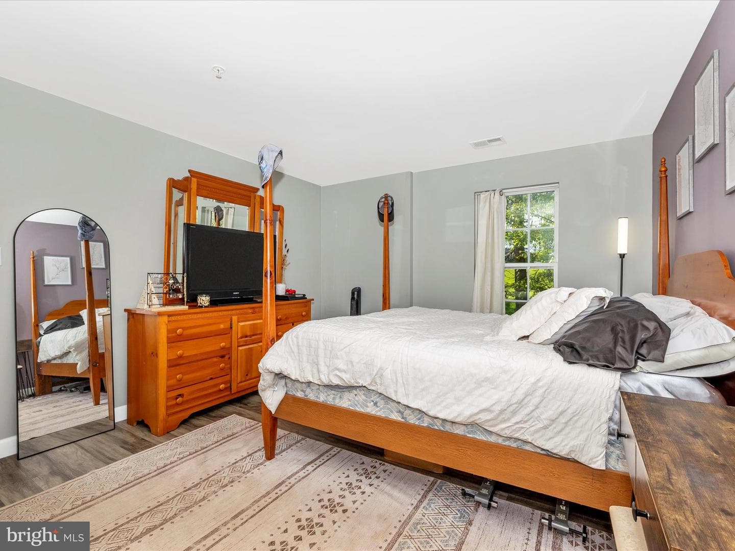 500 Bradley Court #4c photo 26