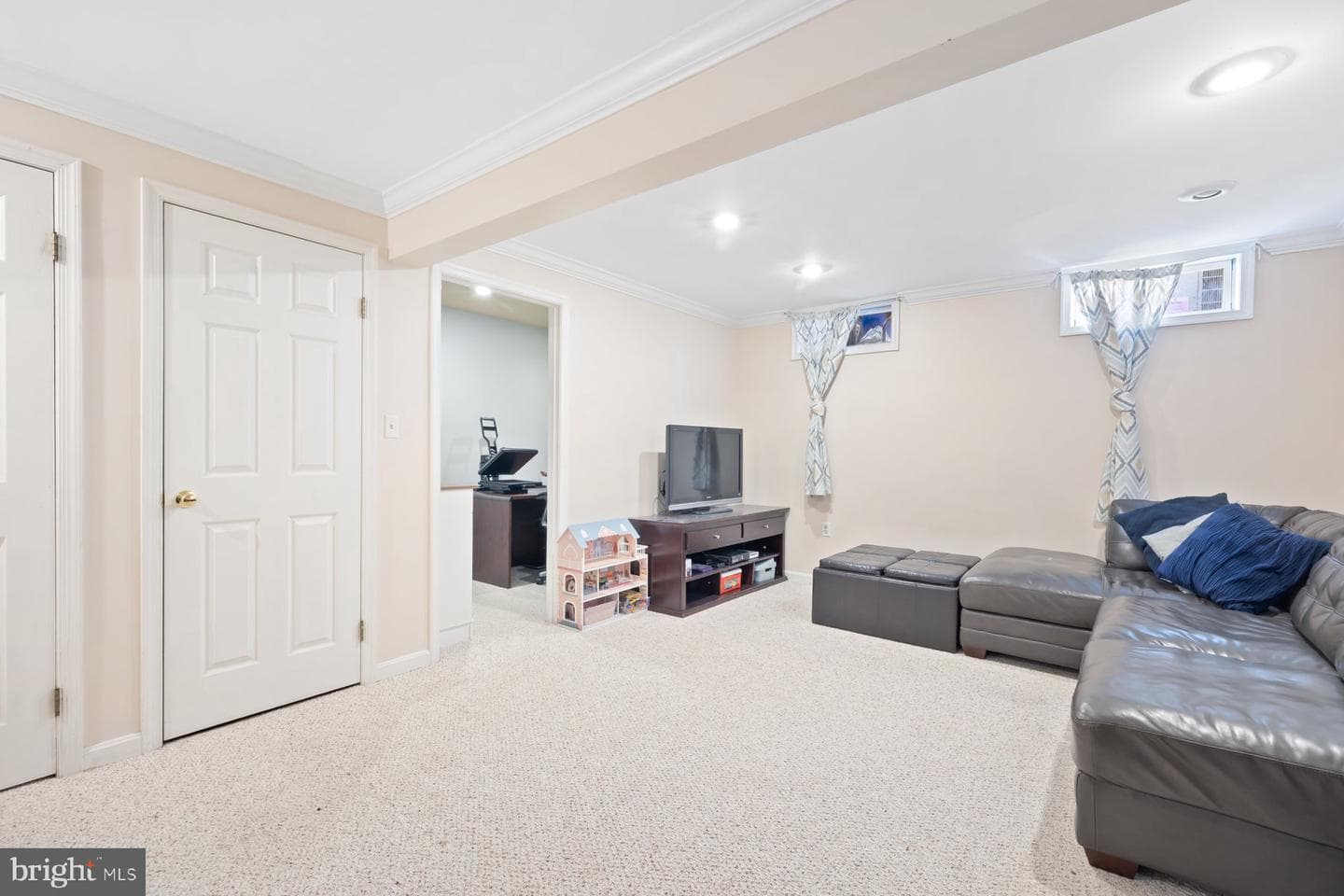 6212 Illinois Court photo 27