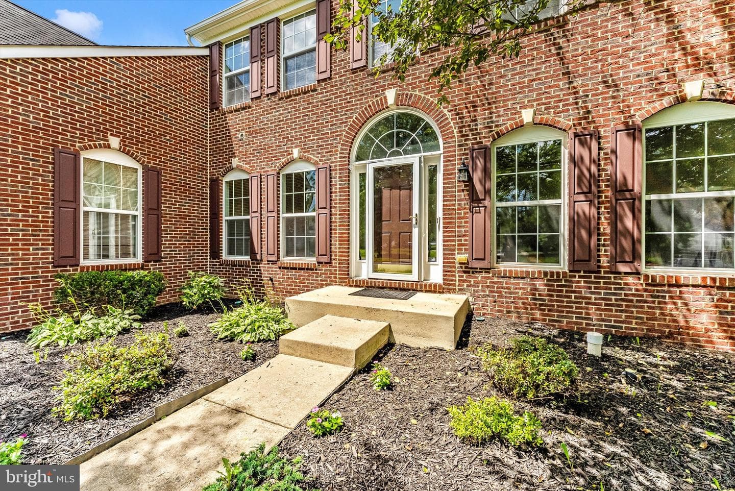155 Polaris Drive photo 3