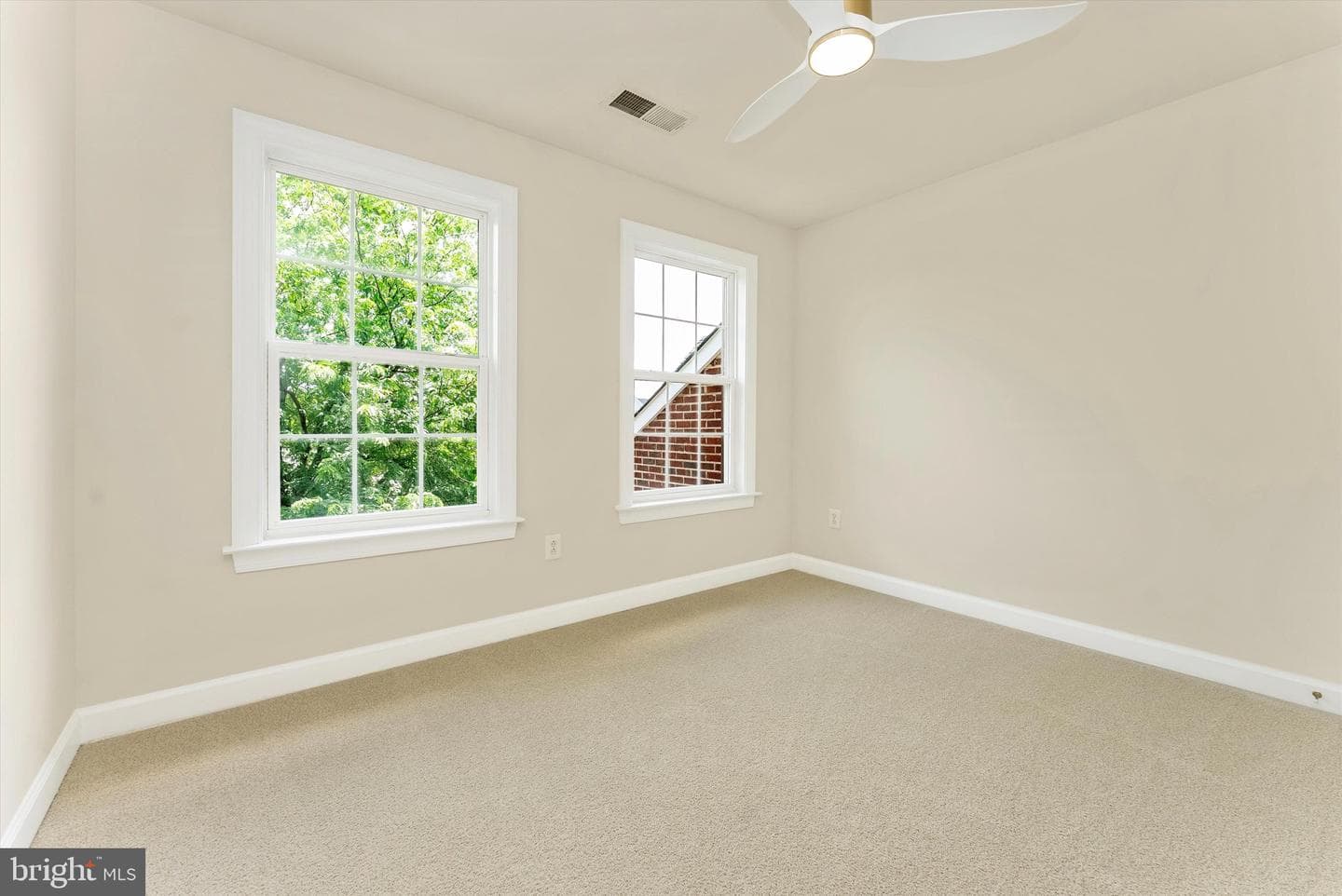 155 Polaris Drive photo 39