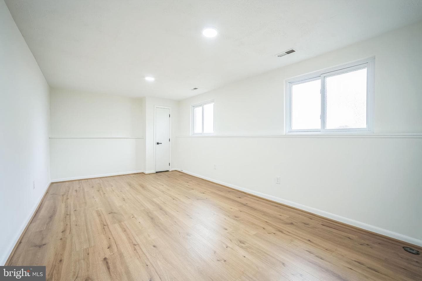 1797 Valleyside Drive photo 13