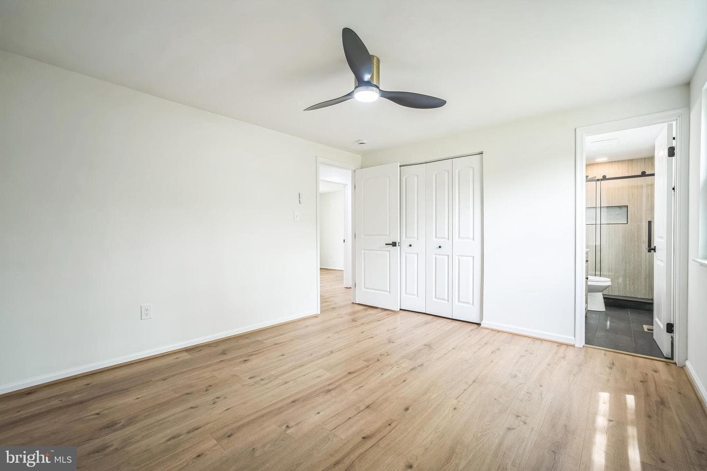 1797 Valleyside Drive photo 8