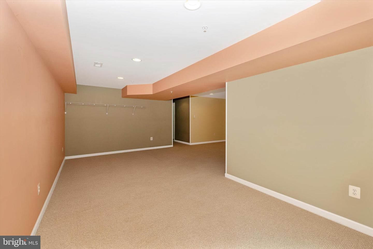 2517 Island Grove Boulevard photo 40