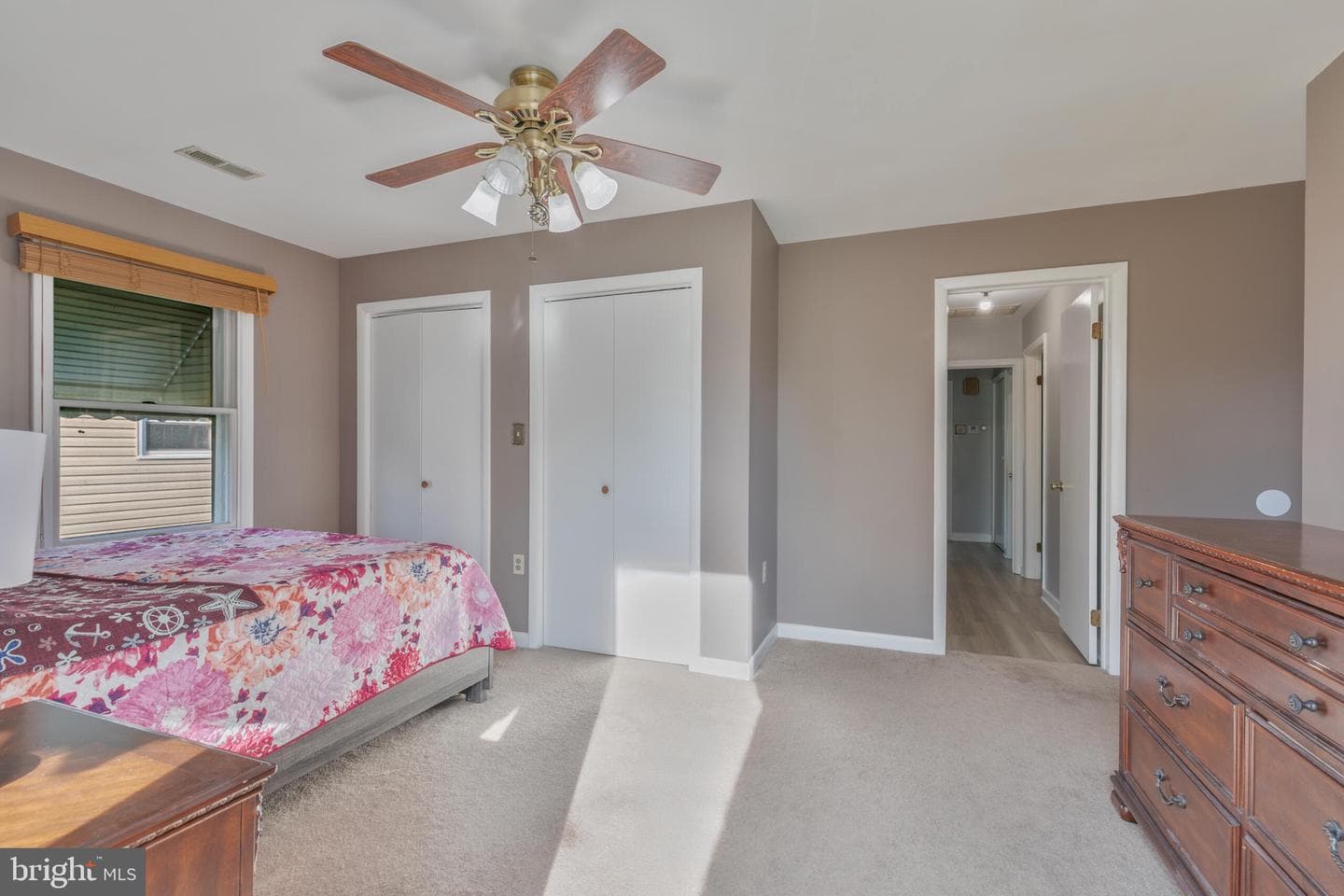319 Redwood Avenue photo 12