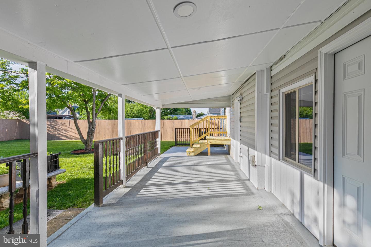319 Redwood Avenue photo 25
