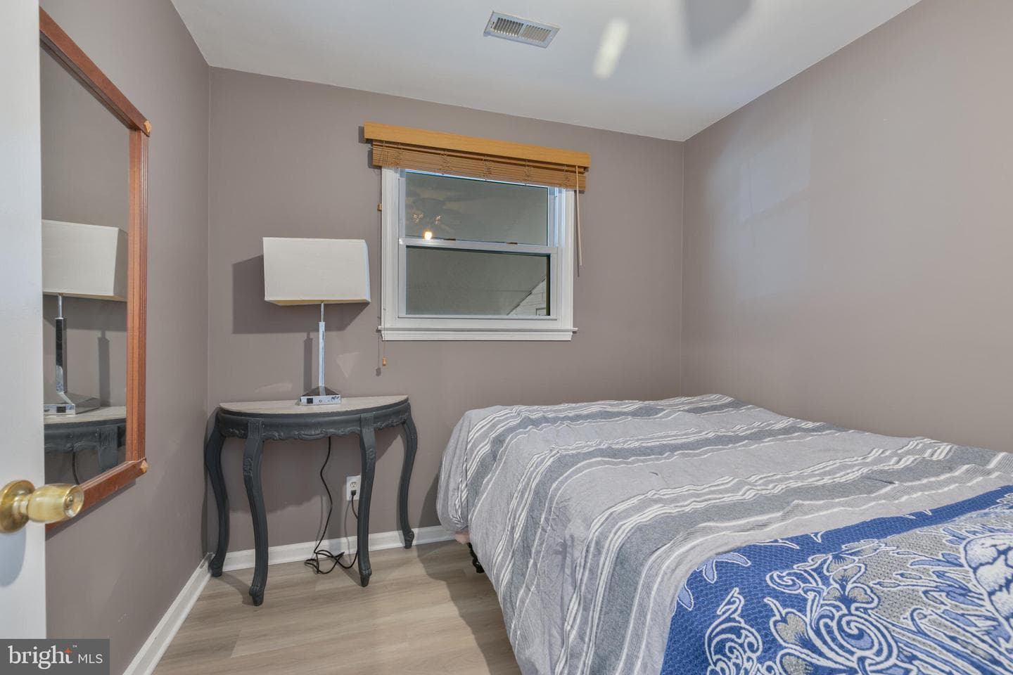 319 Redwood Avenue photo 9