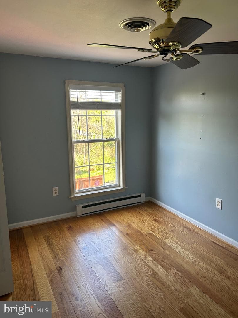 12 Emmit Court photo 12