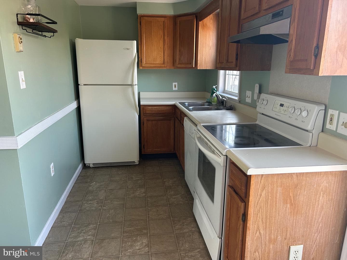 12 Emmit Court photo 29