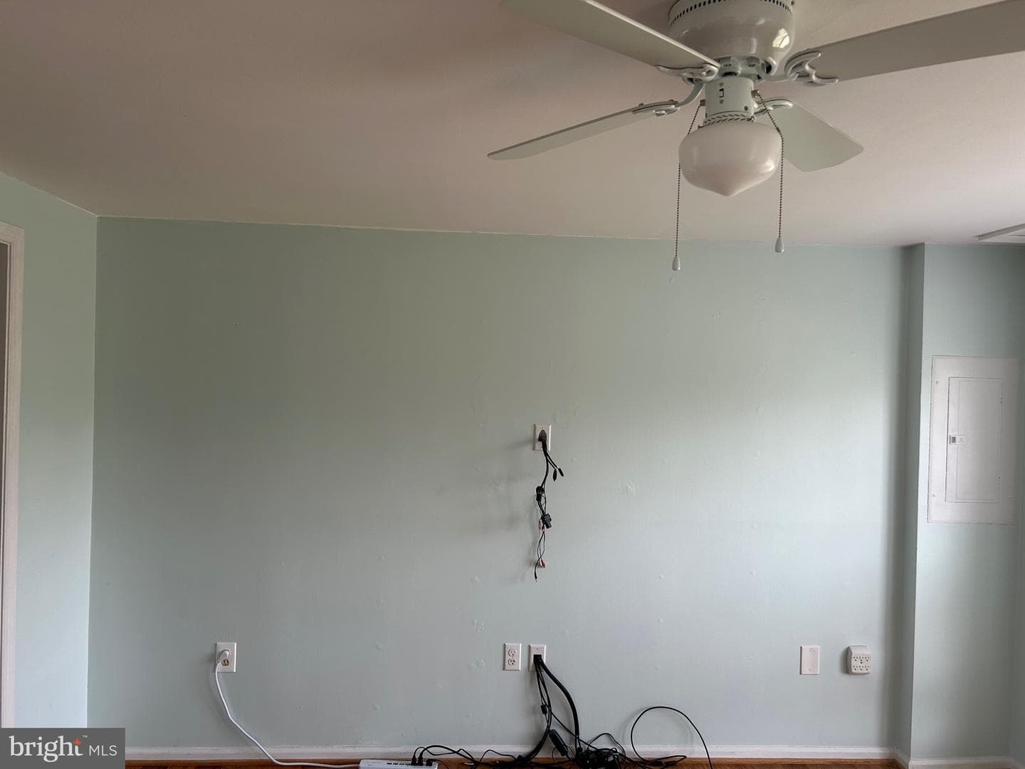 12 Emmit Court photo 35