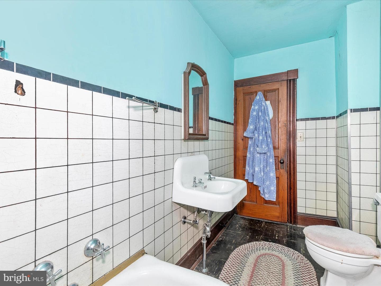 1306 S Main photo 31
