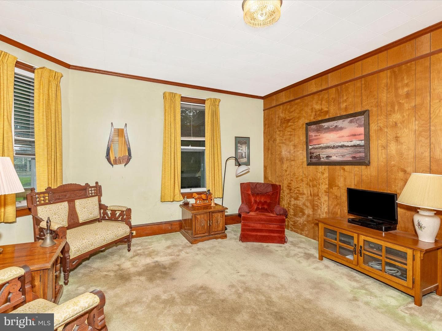 1306 S Main photo 4