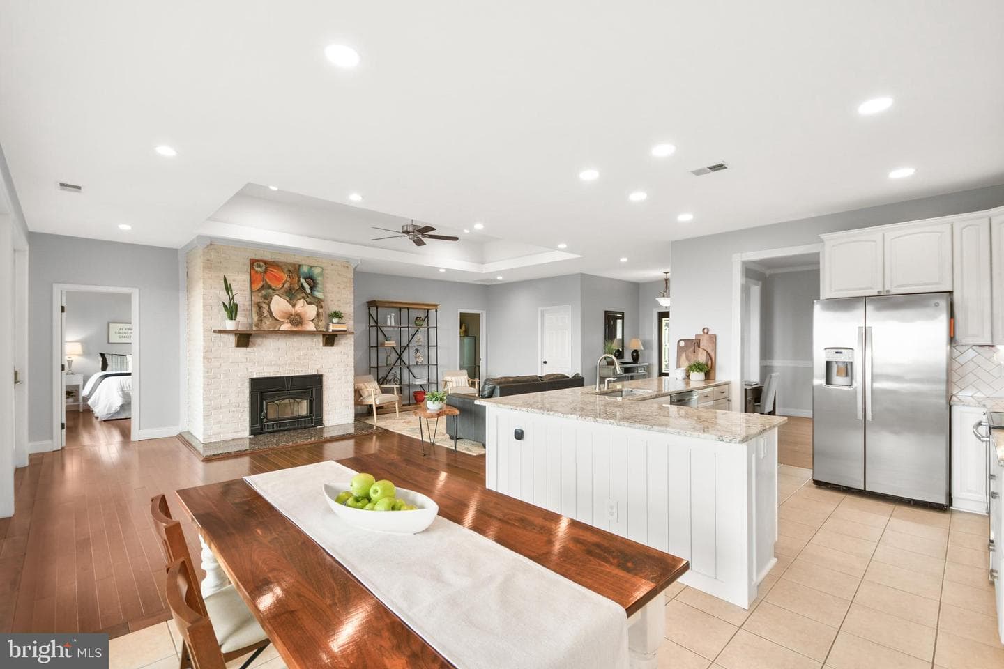 2494 Scravel Road photo 11