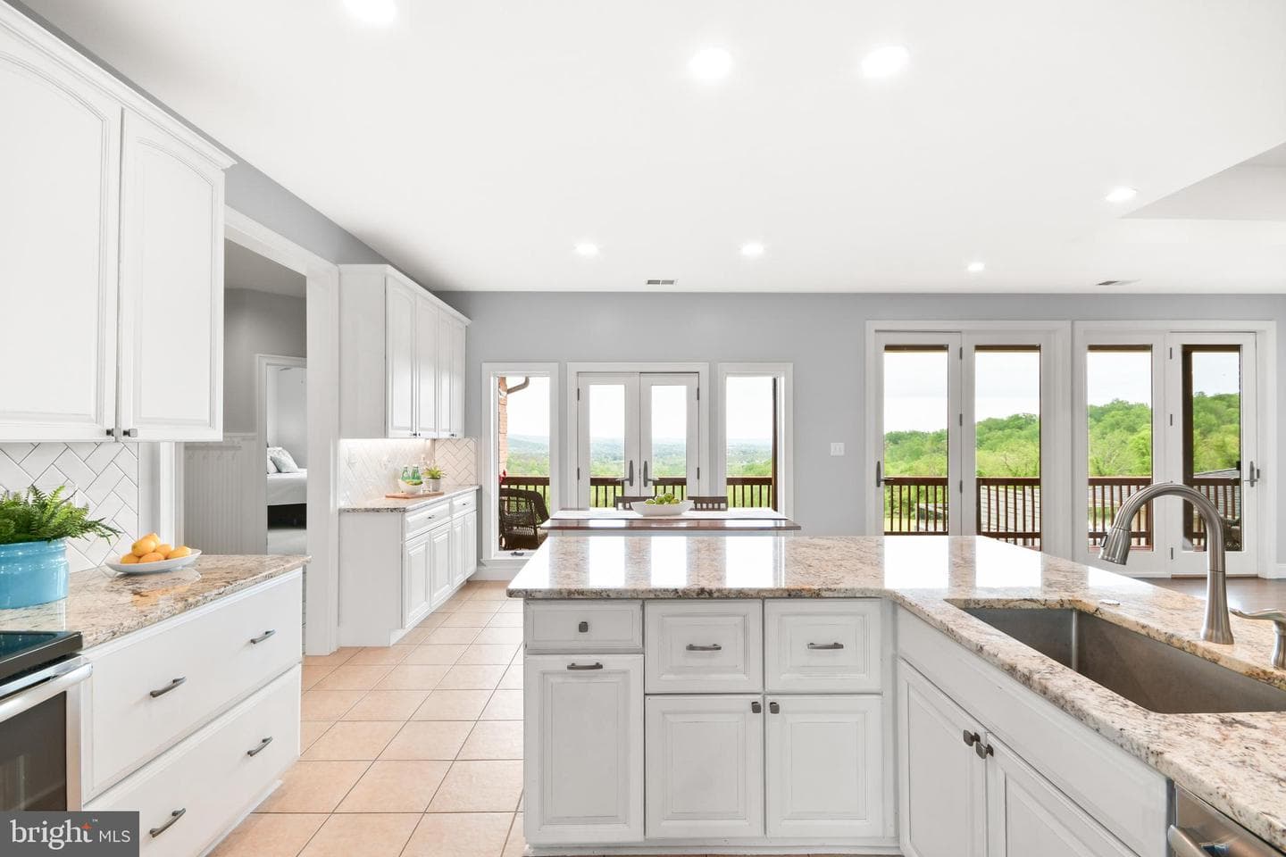 2494 Scravel Road photo 15