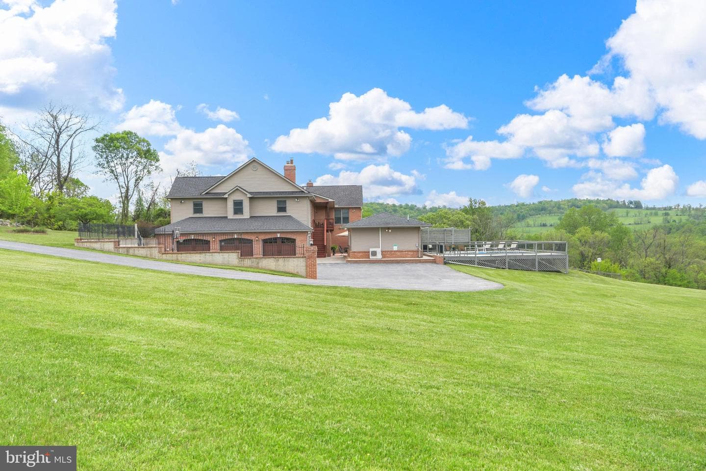 2494 Scravel Road photo 2