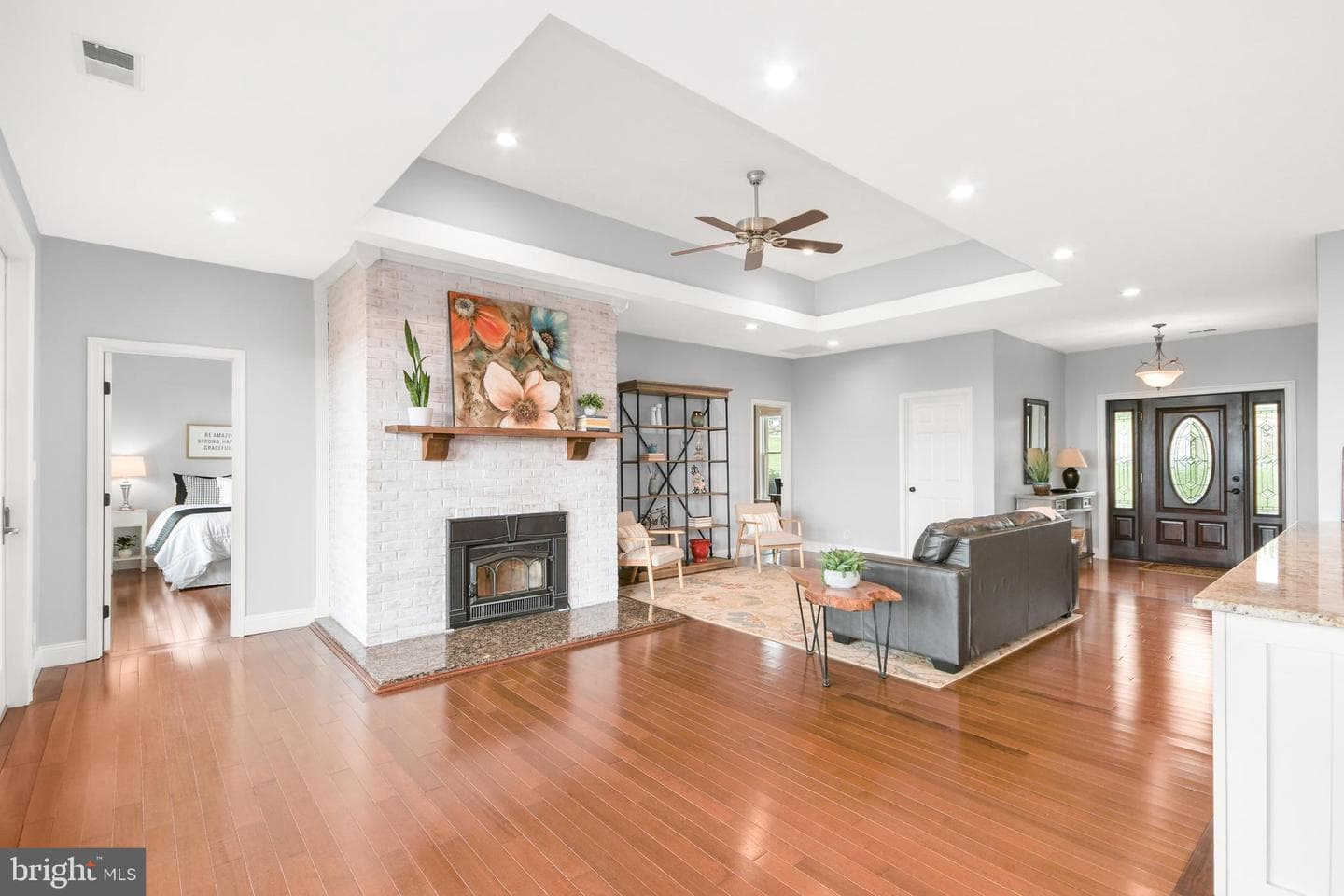 2494 Scravel Road photo 6