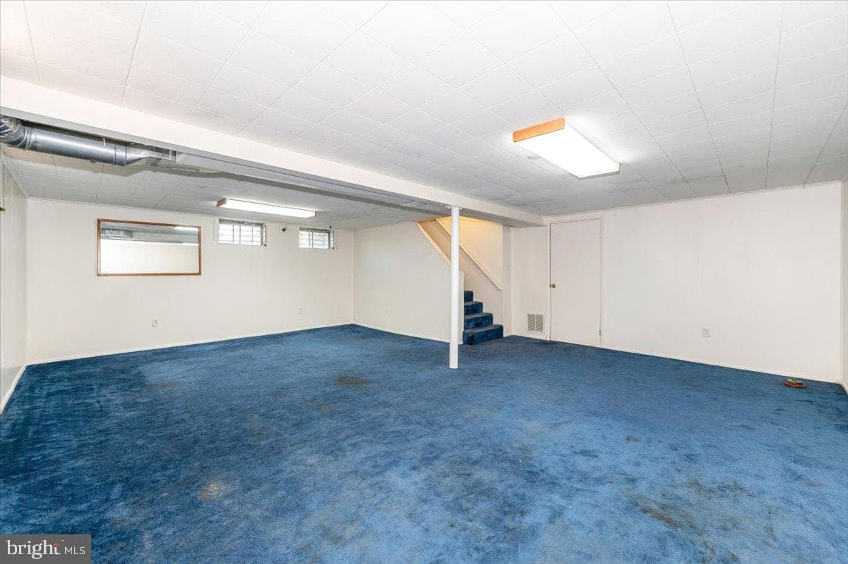 1426 W 11th Street photo 30