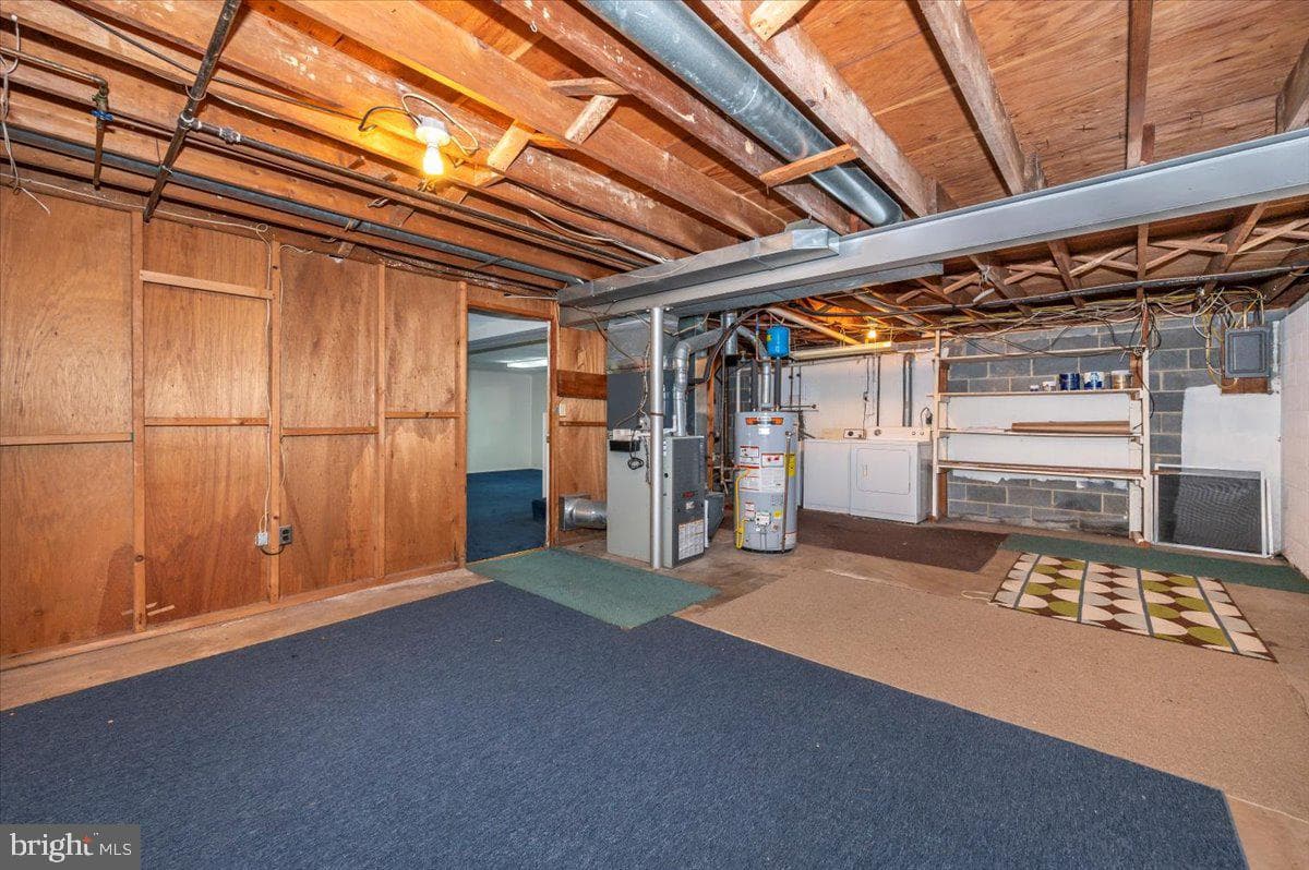 1426 W 11th Street photo 36