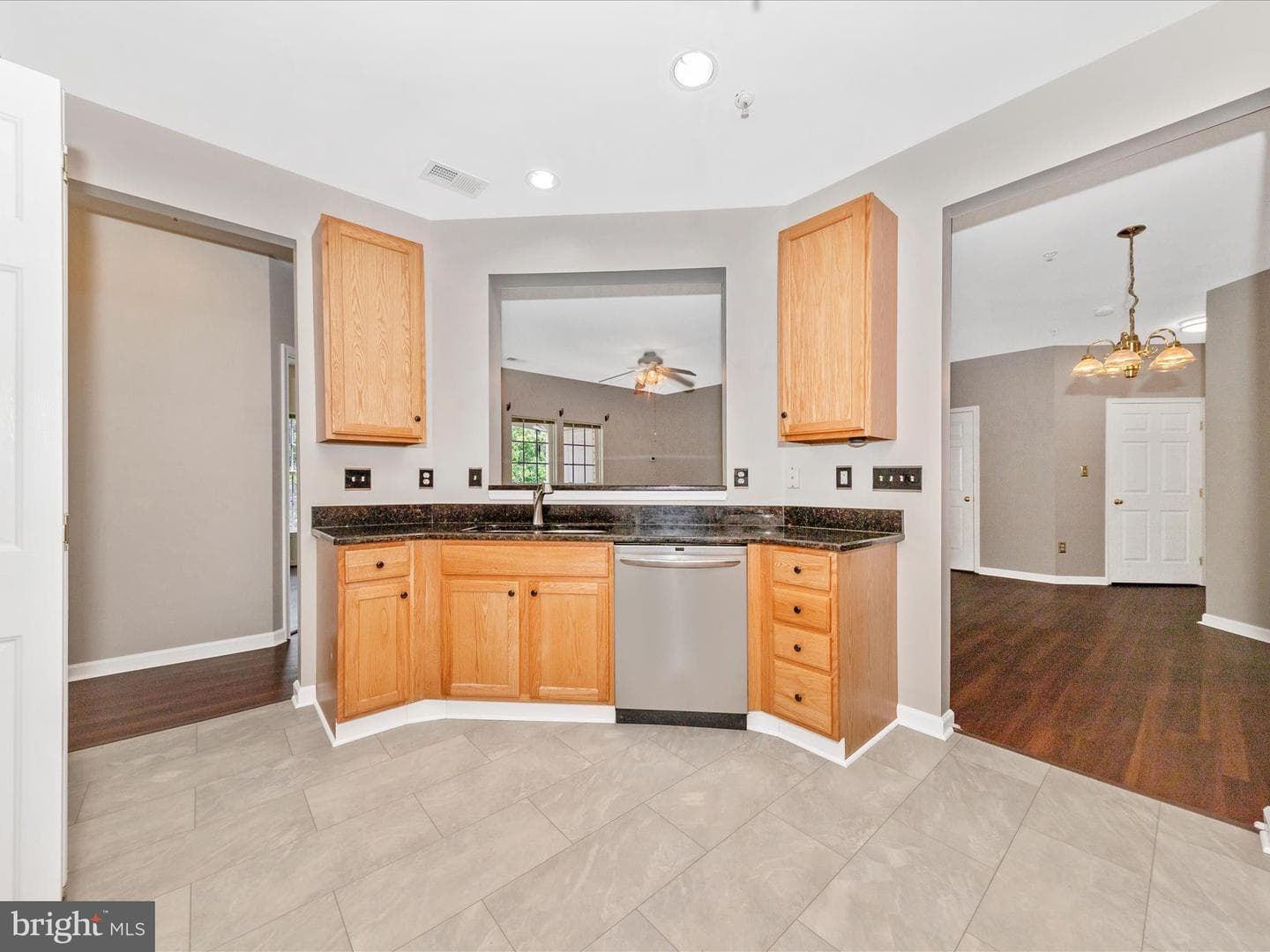 6230 Glen Valley Terrace #4b photo 12