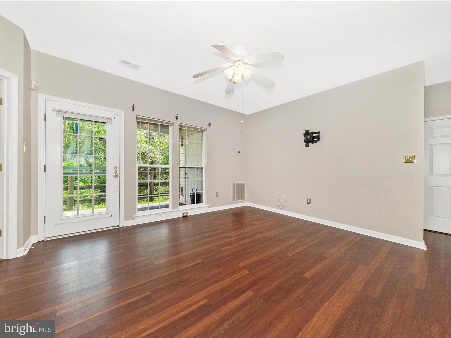 6230 Glen Valley Terrace #4b photo 6
