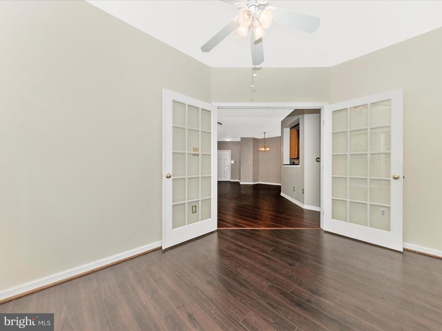 6230 Glen Valley Terrace #4b photo 9