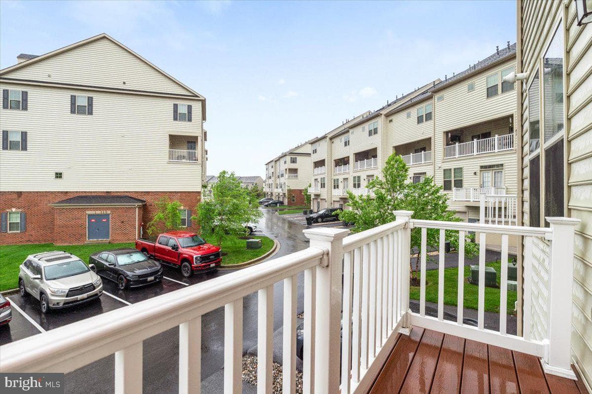 4885 Hiteshow Drive photo 32