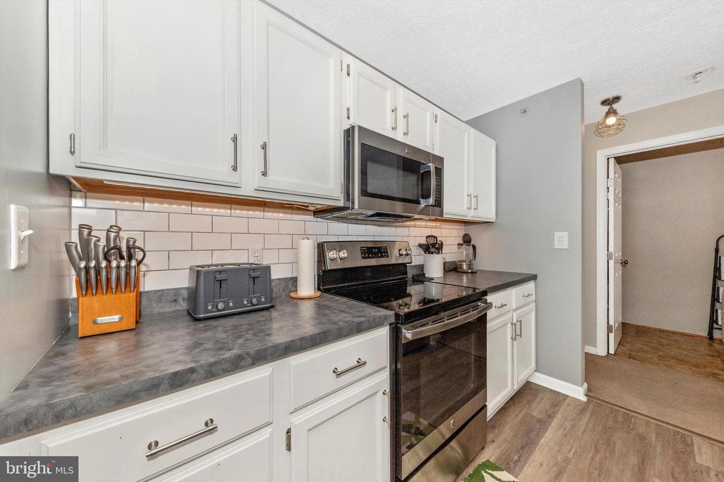 5670 Wade Court #g photo 10