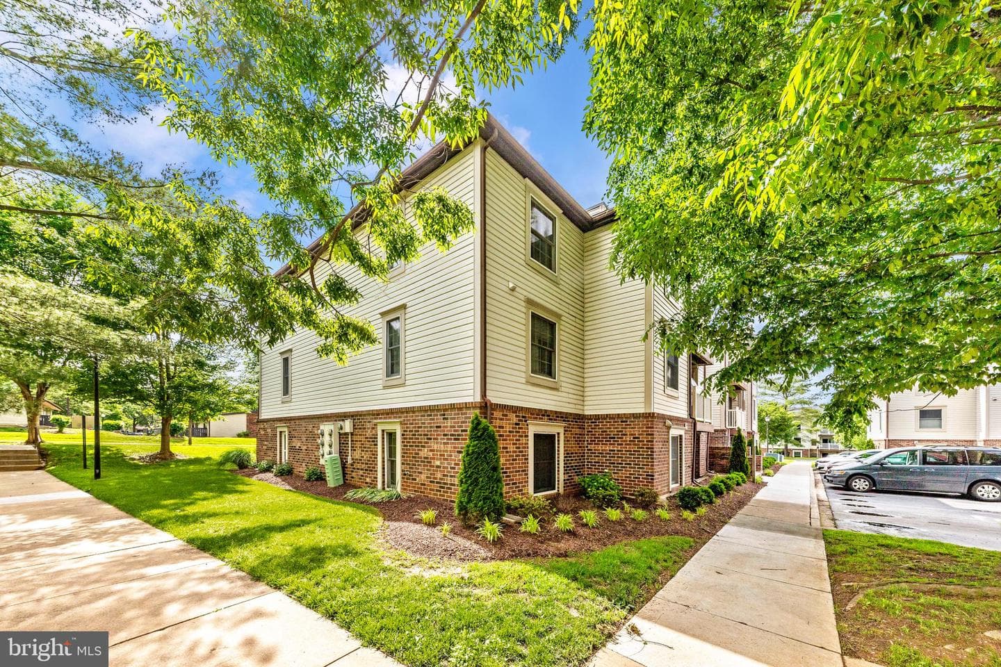 802 Stratford Way #l photo 26